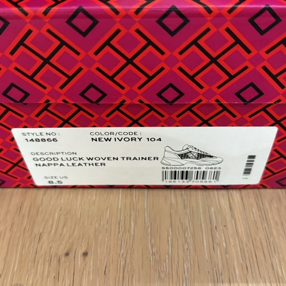 Tory Burch Cream White Sneakers with Woven Design - Picture 7 of 7